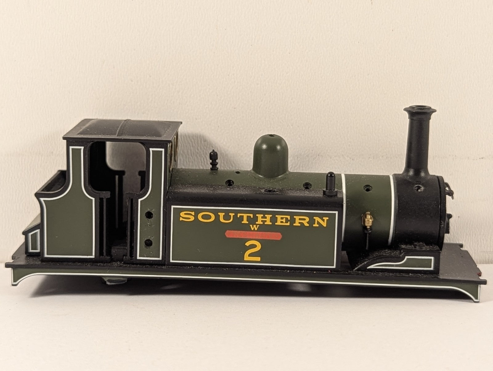 Hornby OO Gauge Class A1X Terrier 'Freshwater' Locomotive Body W2