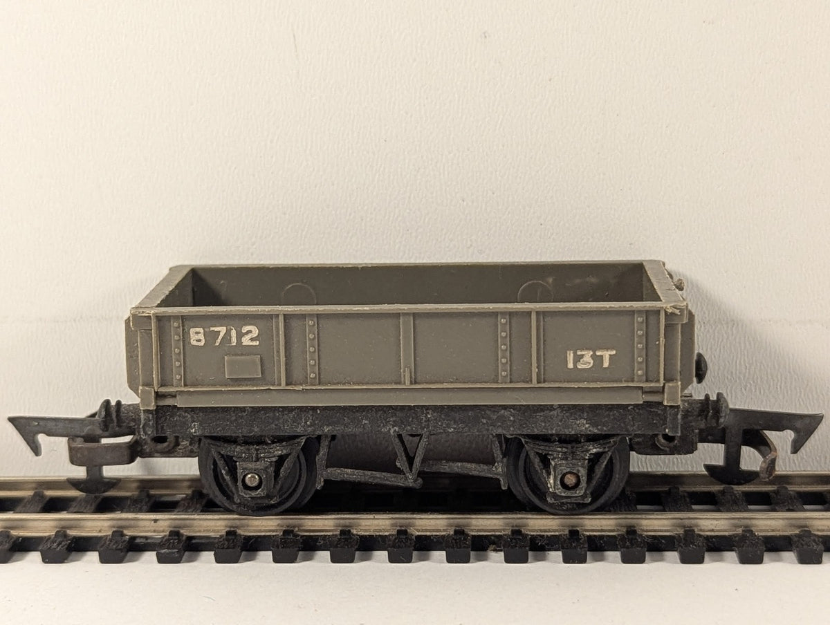 Tri-ang OO Gauge 13 Ton Medium Open Wagon Goods Wagon B712 BR Grey R113