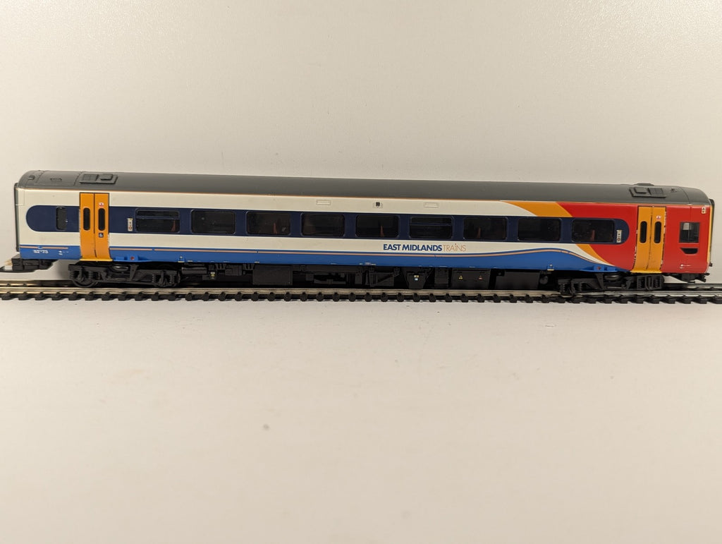 Bachmann OO Gauge Class 158 DMS Diesel Multiple Unit 52773 East Midlands Trains