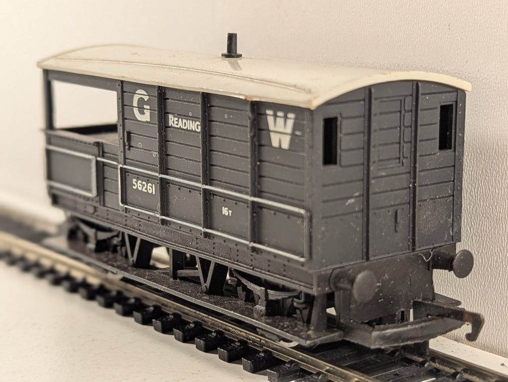 Hornby OO Gauge GWR Toad Brake Van 56261 GWR Grey R016