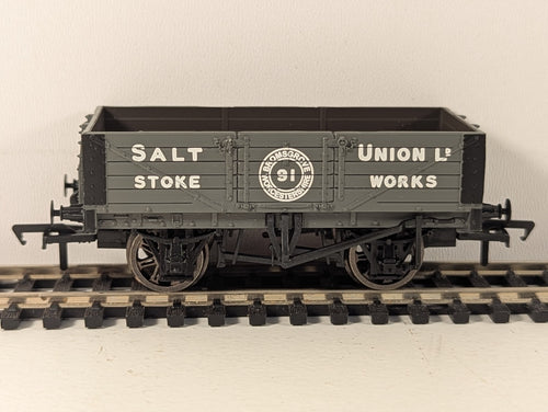 Bachmann Branchline 37-062 OO Gauge 5 Plank Wagon Salt Union Ltd