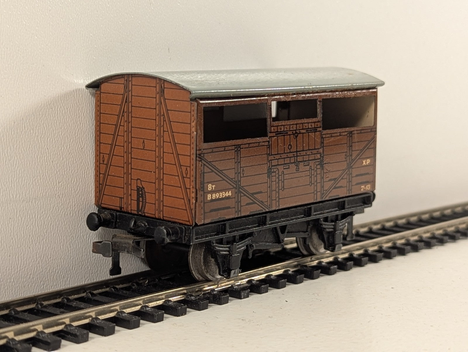 Hornby Dublo 32020 OO Gauge BR Brown D1 Cattle Truck - Boxed