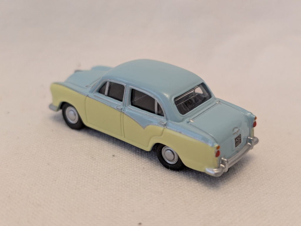 Oxford Diecast OO Gauge Singer Gazelle Series III Die-cast Model Car