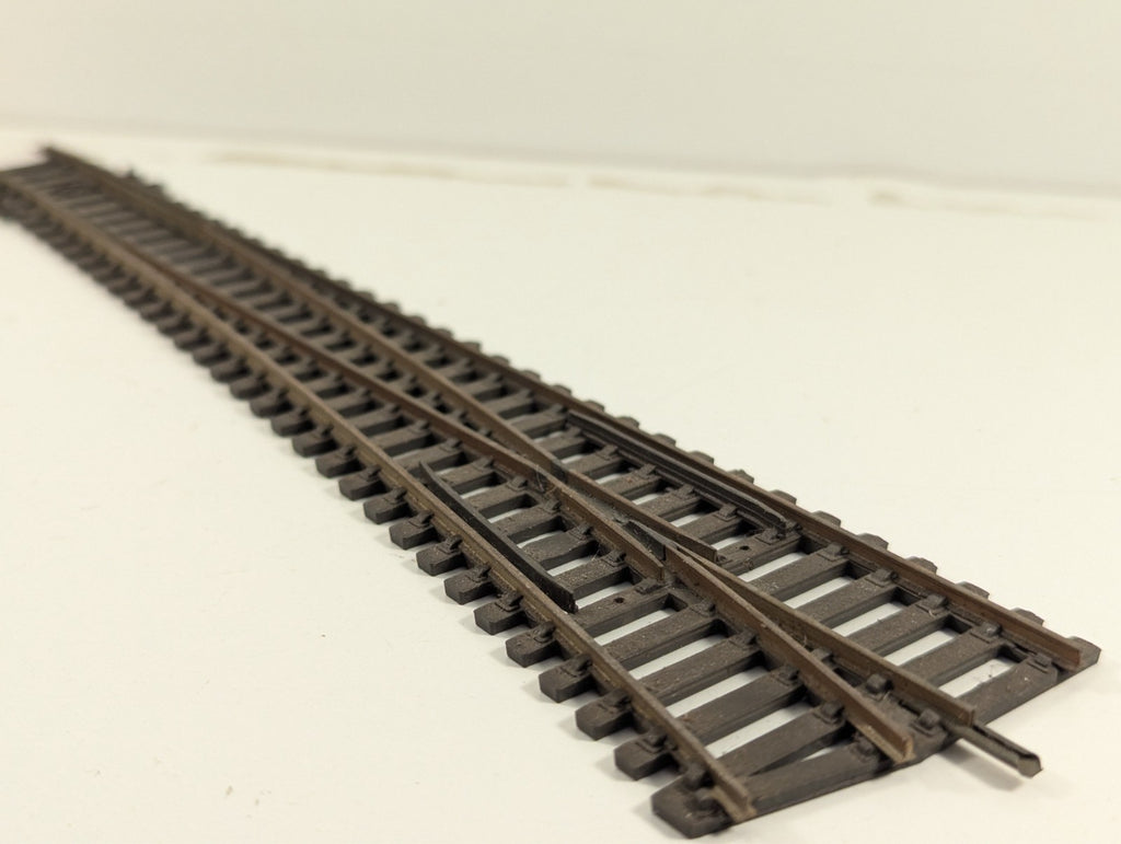 Peco OO Gauge Right-Hand Turnout - Rusty