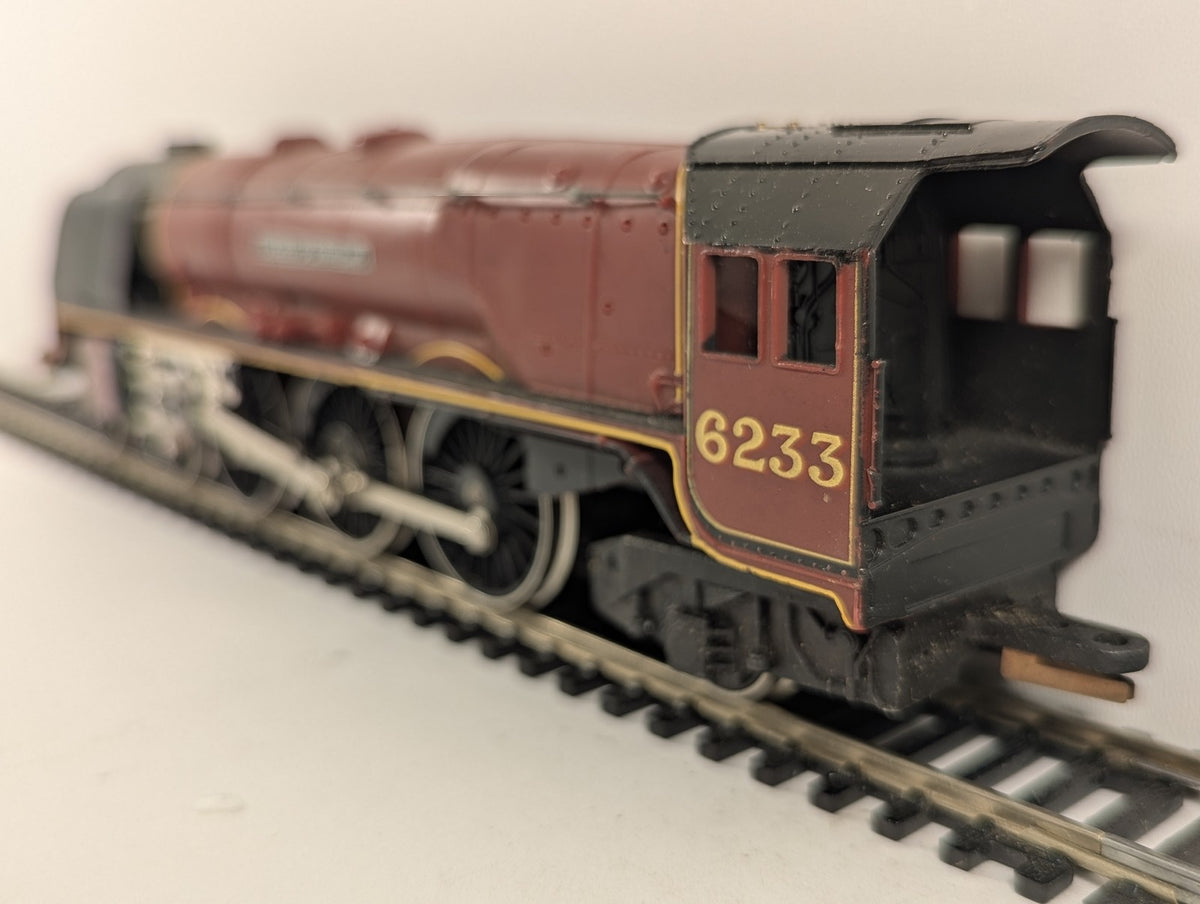 Hornby OO Gauge Coronation Class 4-6-2 'Duchess of Sutherland' Steam Locomotive