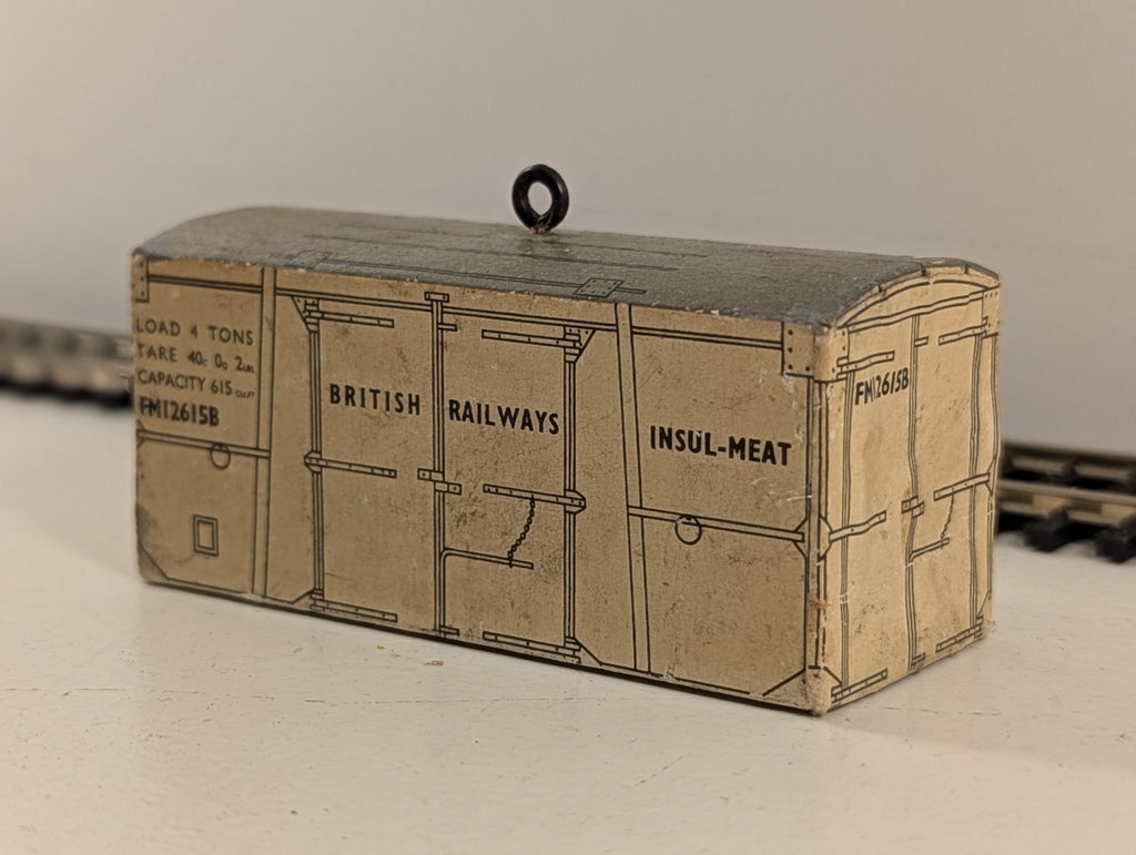 Hornby Dublo 32945 OO Gauge White Insulated Meat Container - Boxed