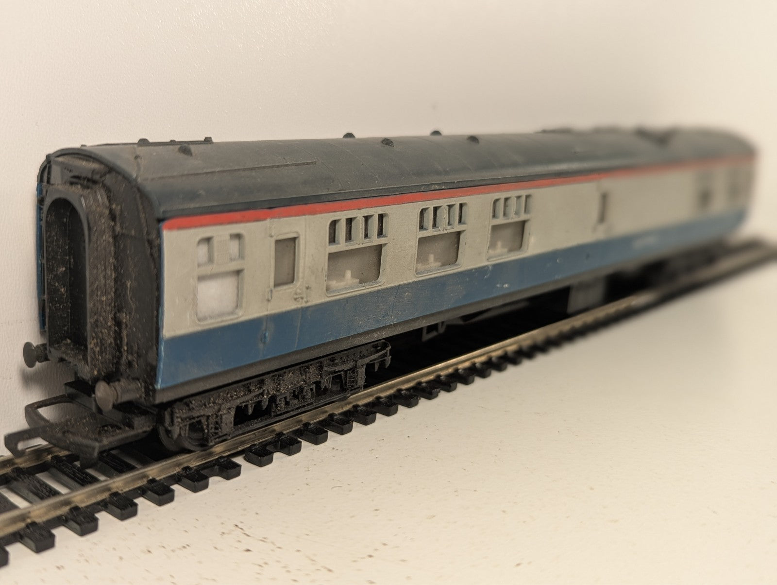 Tri-ang R729 OO Gauge BR Blue/Grey Mk1 Buffet Car