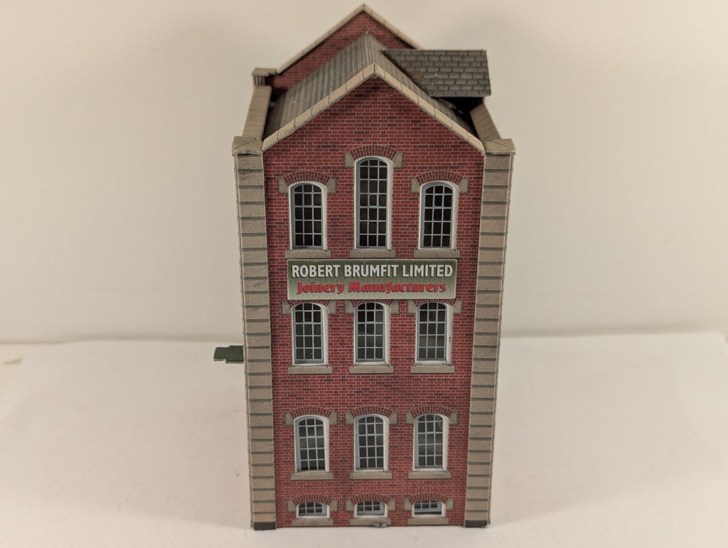 Metcalfe PO282 OO/HO Scale Warehouse Card Kit Built