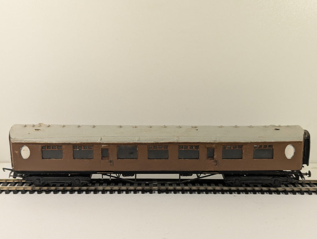 Kitbuilt OO Gauge LNER Teak Brake Coach
