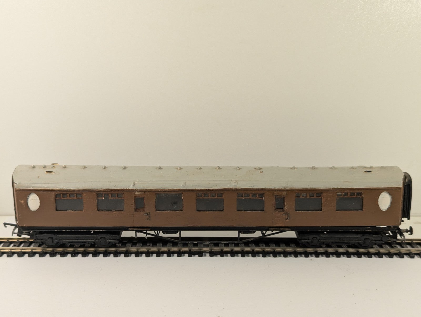 Kitbuilt OO Gauge LNER Teak Brake Coach