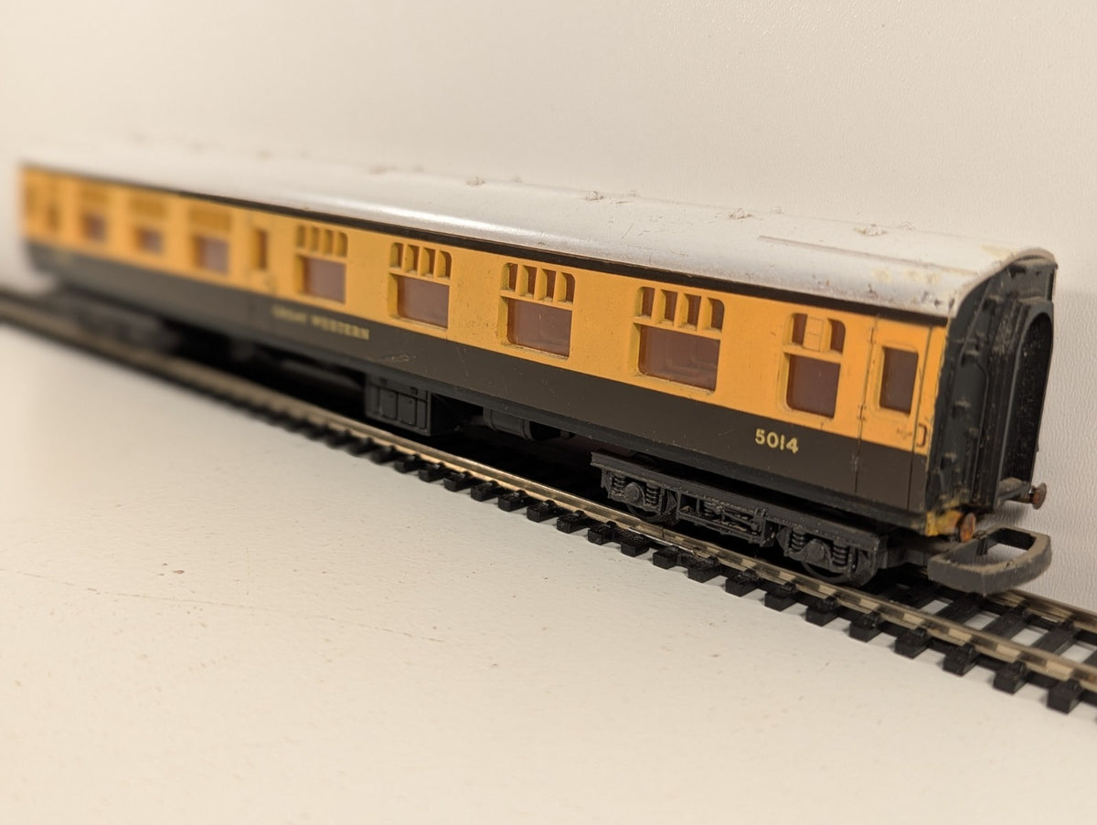 Lima OO Gauge GWR Mk1 Corridor Composite Coach