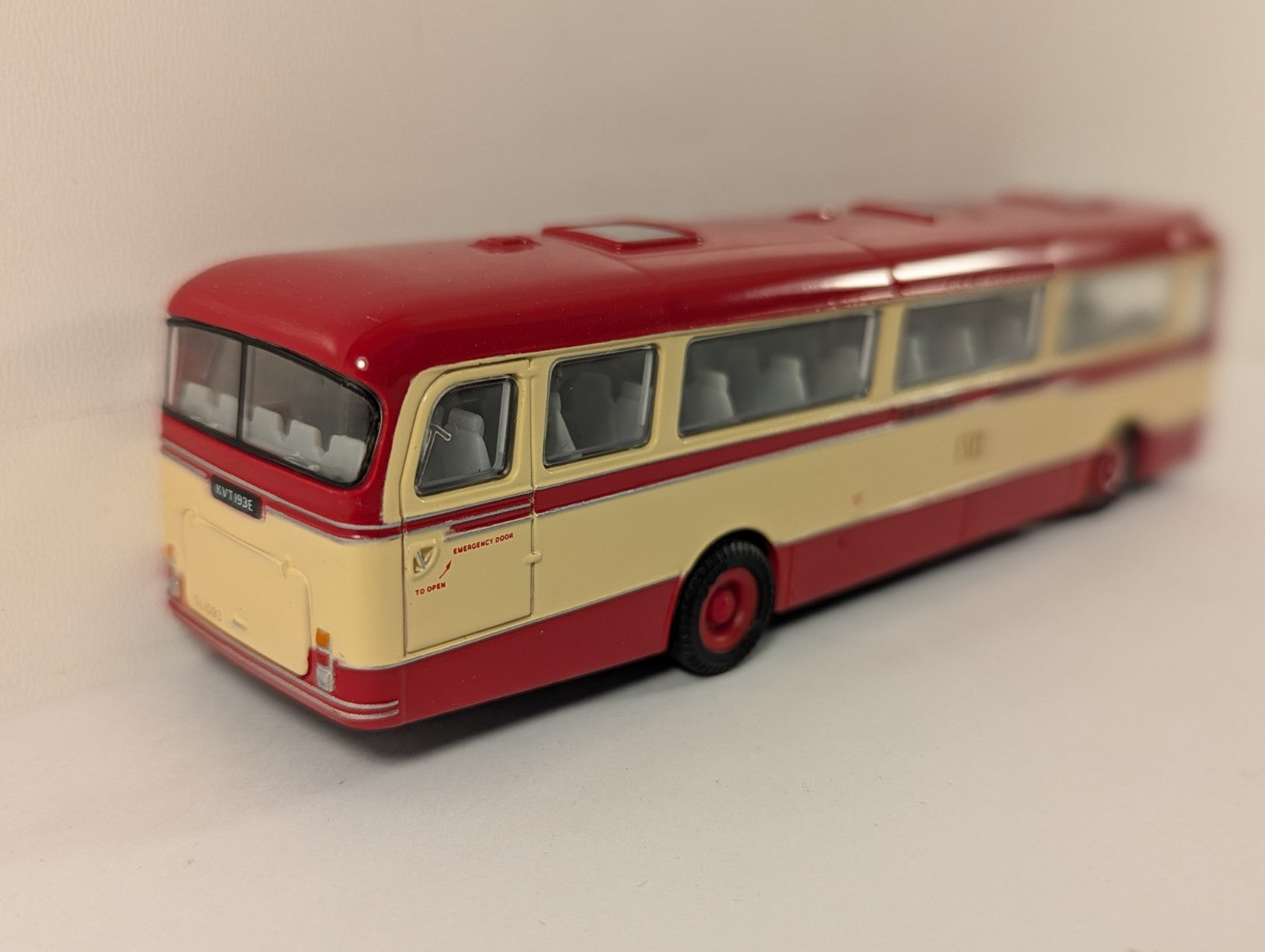 Exclusive First Editions 1:76 Alexander 'Y' Type Bus SL1093