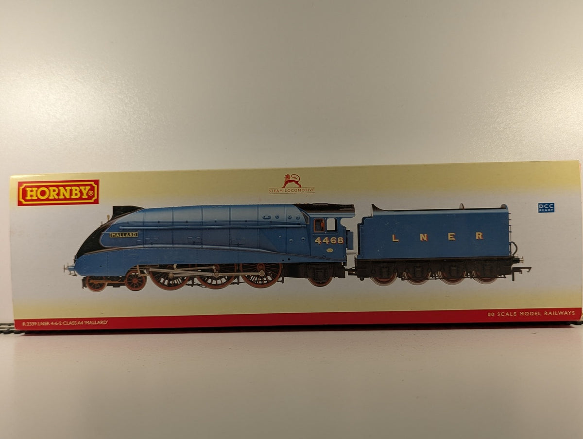 Hornby OO Gauge Class A4 'Mallard' Steam Locomotive 4468 LNER Garter Blue R2339