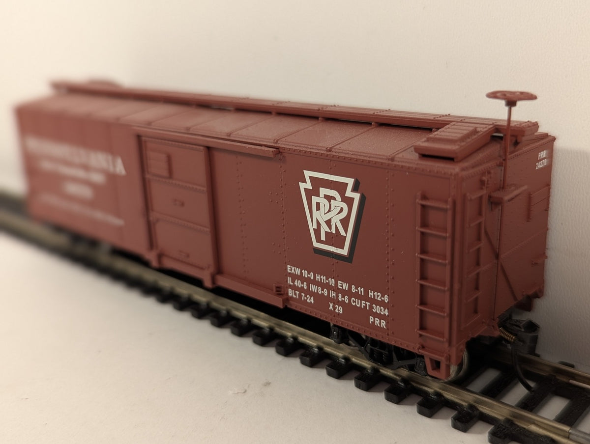 WalthersMainline HO Scale 40' X-29 Boxcar Pennsylvania 24270