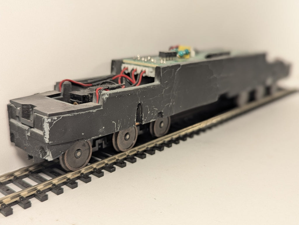 Heljan OO Gauge Diesel Locomotive Chassis Spares or Repair