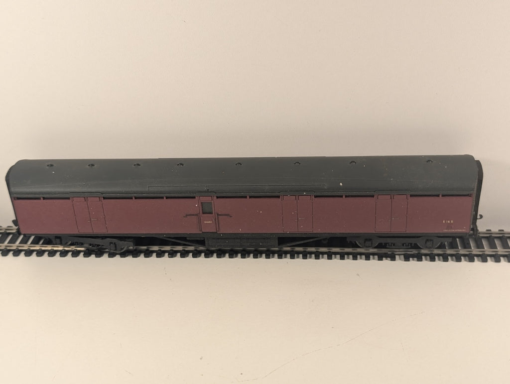 Bachmann 34-653 63ft Thompson BG Full Brake in Crimson