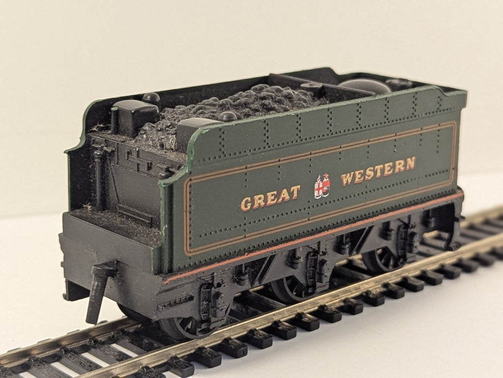 Hornby Halls Class GWR 3000 Gallon Tender Great Western Livery