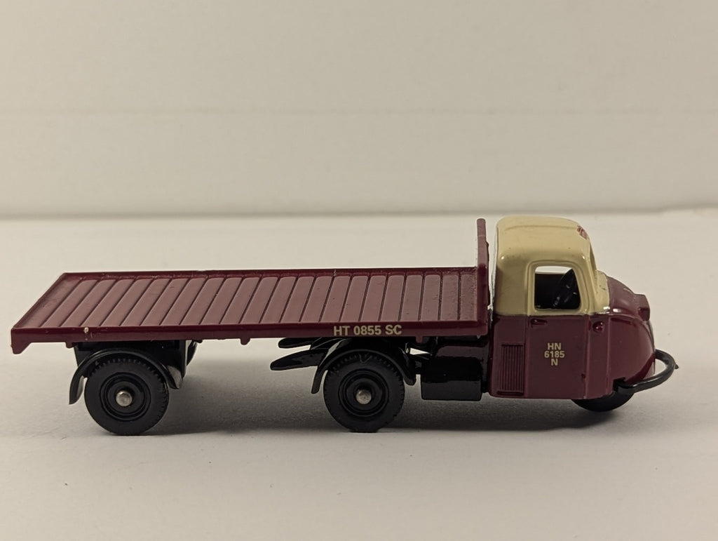 Lledo OO Gauge Scammell Scarab Flatbed Die-cast Vehicle HN 6185 N