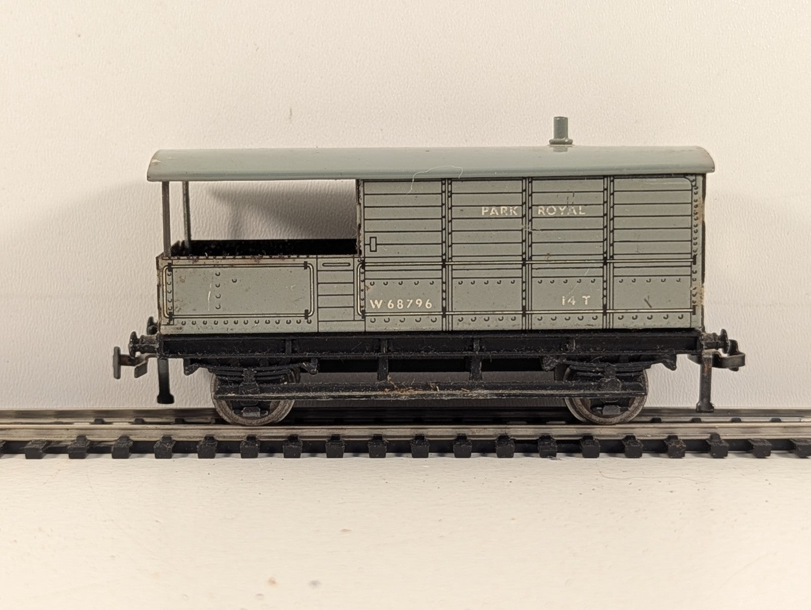Hornby Dublo 32047 OO Gauge Western Region GWR Toad Brake Van - Boxed