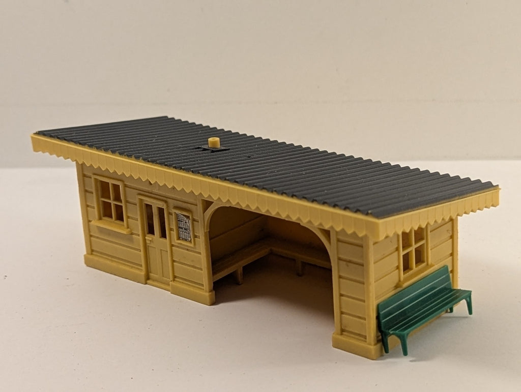 Hornby R510 OO Gauge Platform Shelter