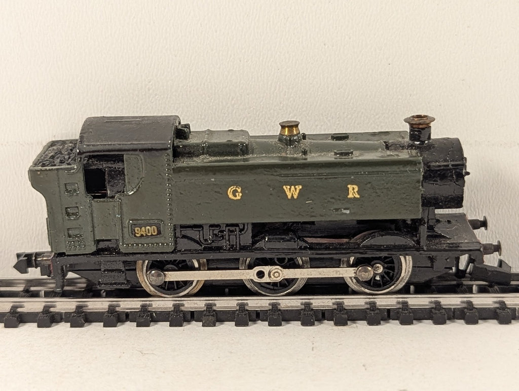Graham Farish N Gauge Class 94xx Pannier Tank Steam Locomotive 9400 GWR Green