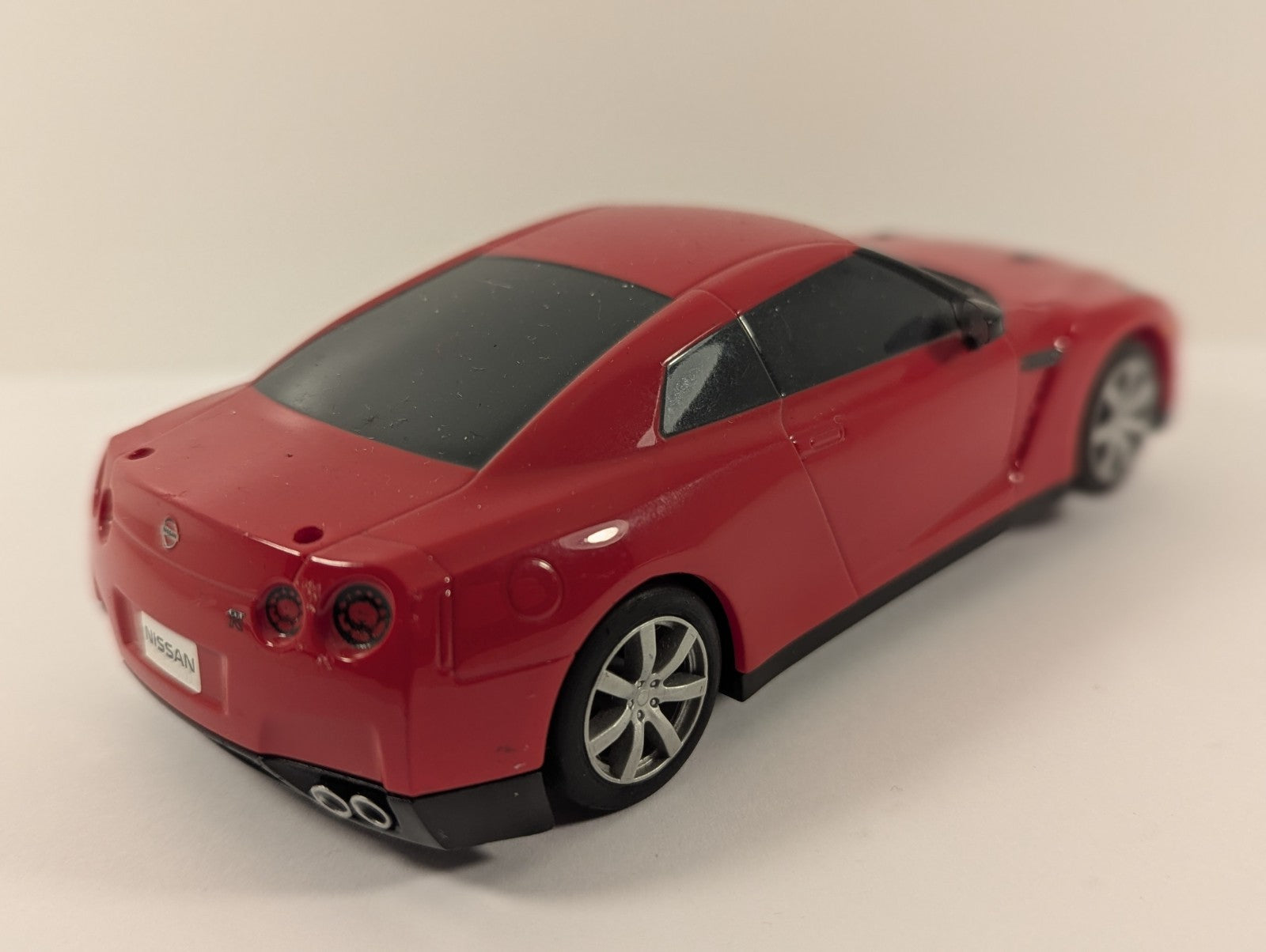Scalextric C2990 Nissan GT-R Red Drift – 1:32 Scale – No Rear Spoiler