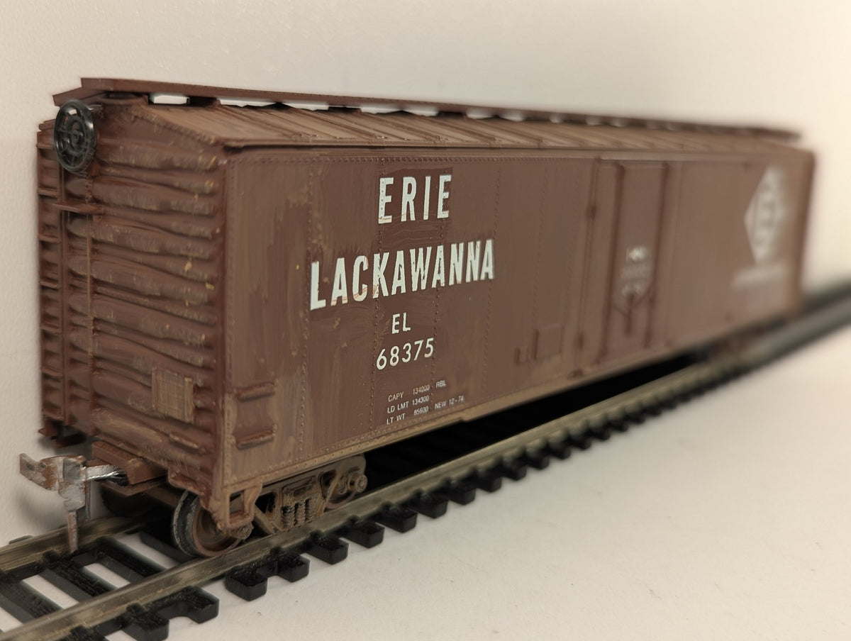 Roundhouse HO Gauge 50ft Plug Door Boxcar 68375 Erie Lackawanna 1258