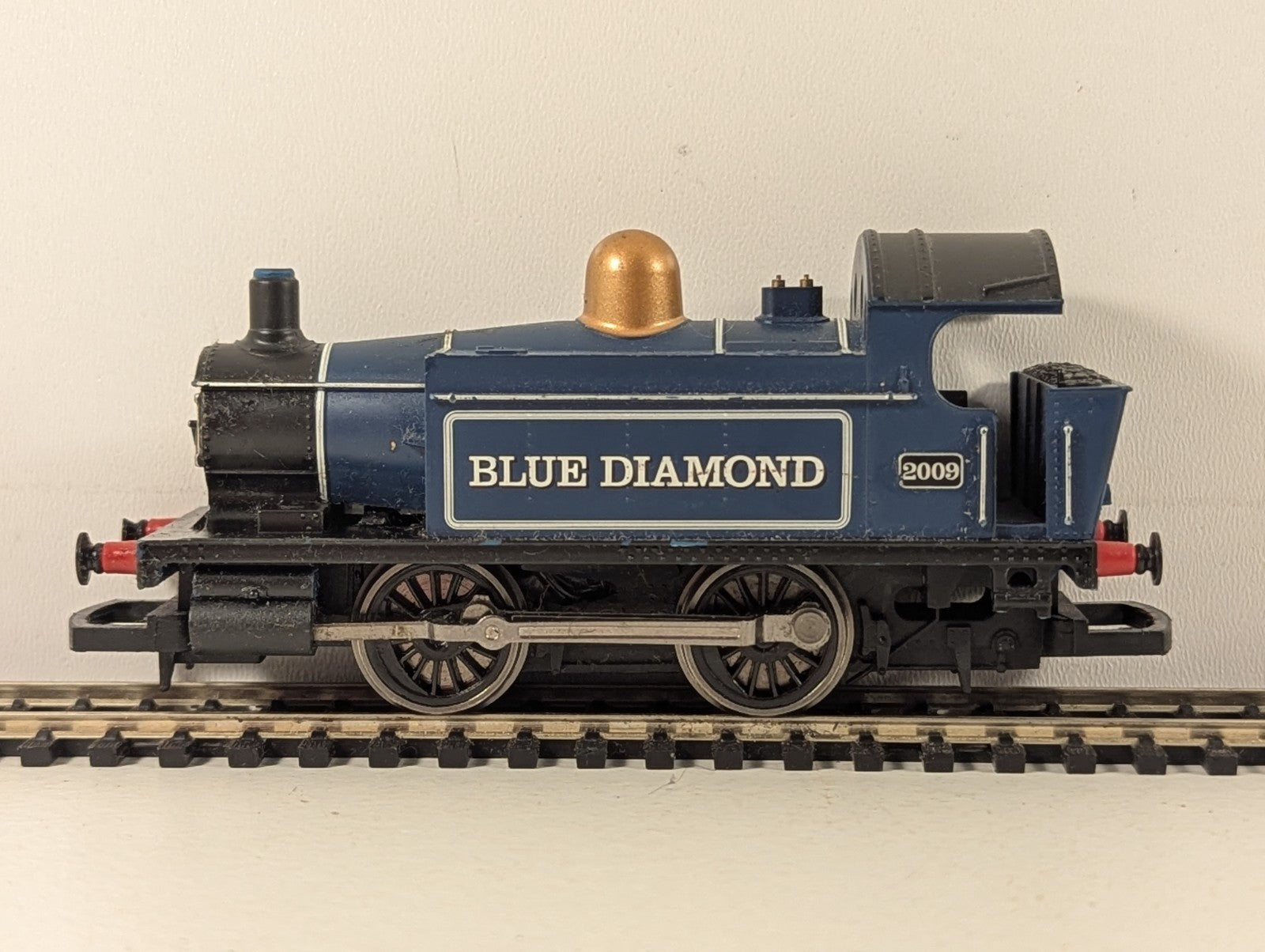 Hornby OO Gauge Blue Diamond 0-4-0 Steam Locomotive 2009