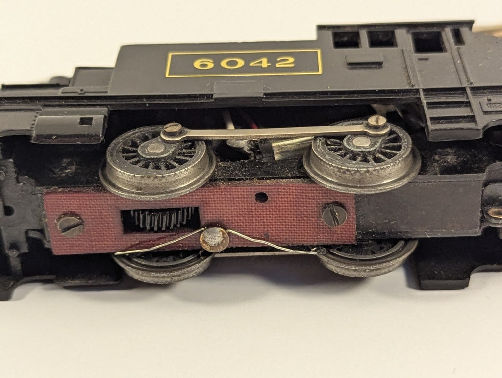 Tri-ang Hornby R755 Continental 0-4-0 Tank Locomotive Black OO Gauge