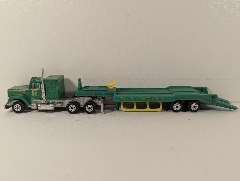 Road Champs Mack Super-Liner with Robbins Transportation Low Loader Trailer