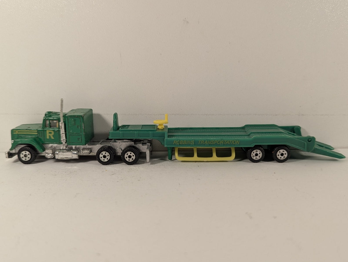 Road Champs Mack Super-Liner with Robbins Transportation Low Loader Trailer