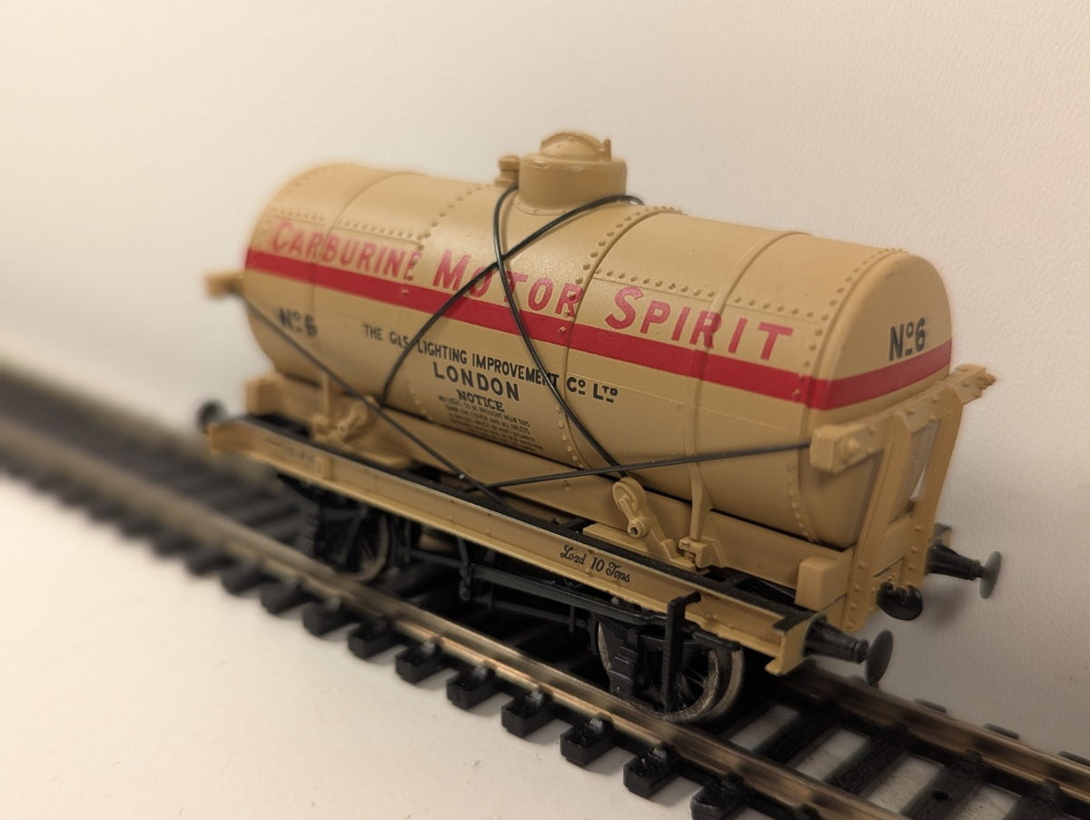Bachmann 37-677 OO Gauge 14T Tank Wagon Carburine Motor Spirit