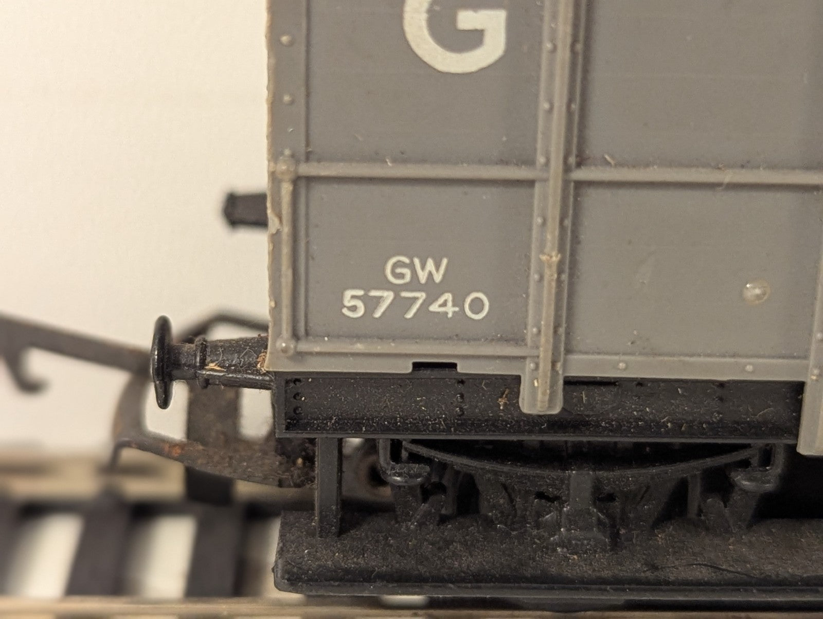 Hornby OO Gauge GWR 20T Toad Brake Van 57740 GWR Grey R124