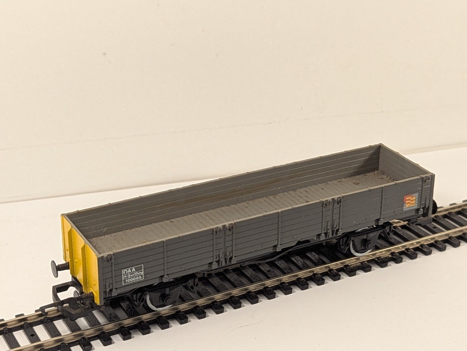 Hornby R.067 OO Gauge 45 Ton Open Wagon OAA Railfreight Sub-Sector 100005