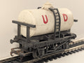 Hornby OO Gauge R080 United Dairies UD Milk Tank Wagon