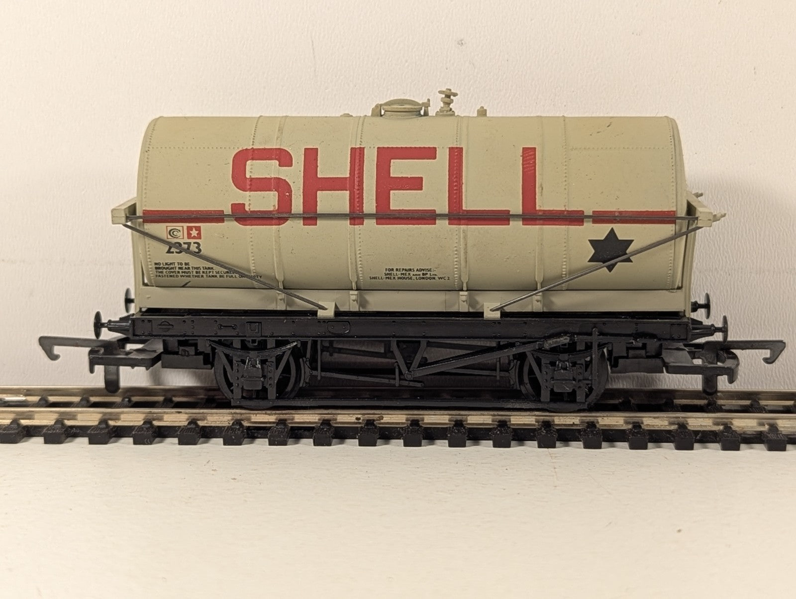 GMR Airfix OO Gauge Shell Petrol Tanker Tank Wagon 2373 54347-3