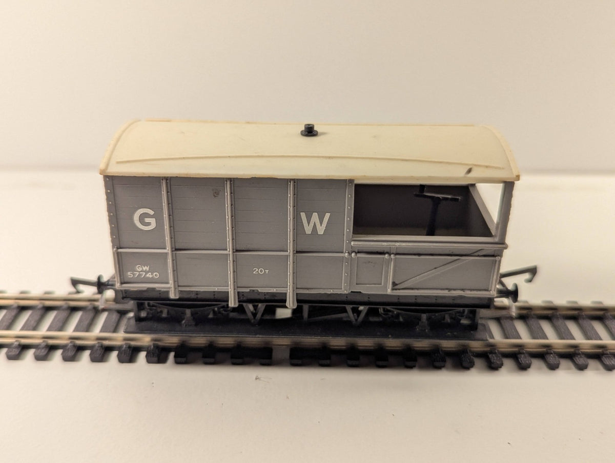 Tri-ang Hornby R124 OO Gauge GWR 20-Ton “Toad” Brake Van