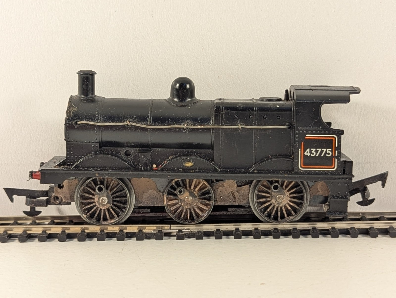 Tri-ang R251 OO Gauge BR Class 3F 0-6-0 Steam Locomotive - Spares/Repairs