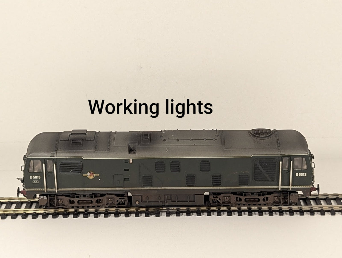 Bachmann OO Gauge Class 24 Diesel Locomotive D5013 BR Green
