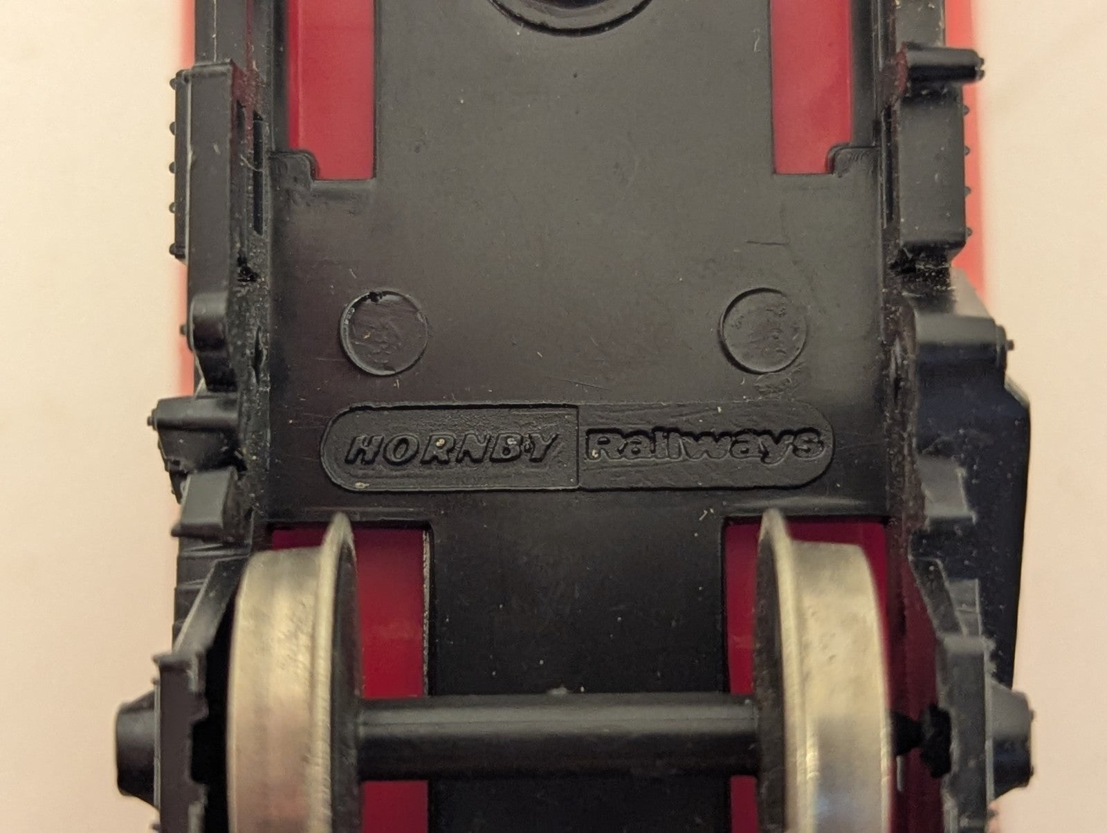 Hornby R231 OO Gauge Red Texaco Tank Wagon