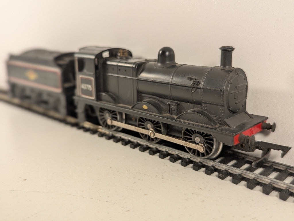 Tri-ang R251 OO Gauge BR Class 3F 0-6-0 Steam Locomotive