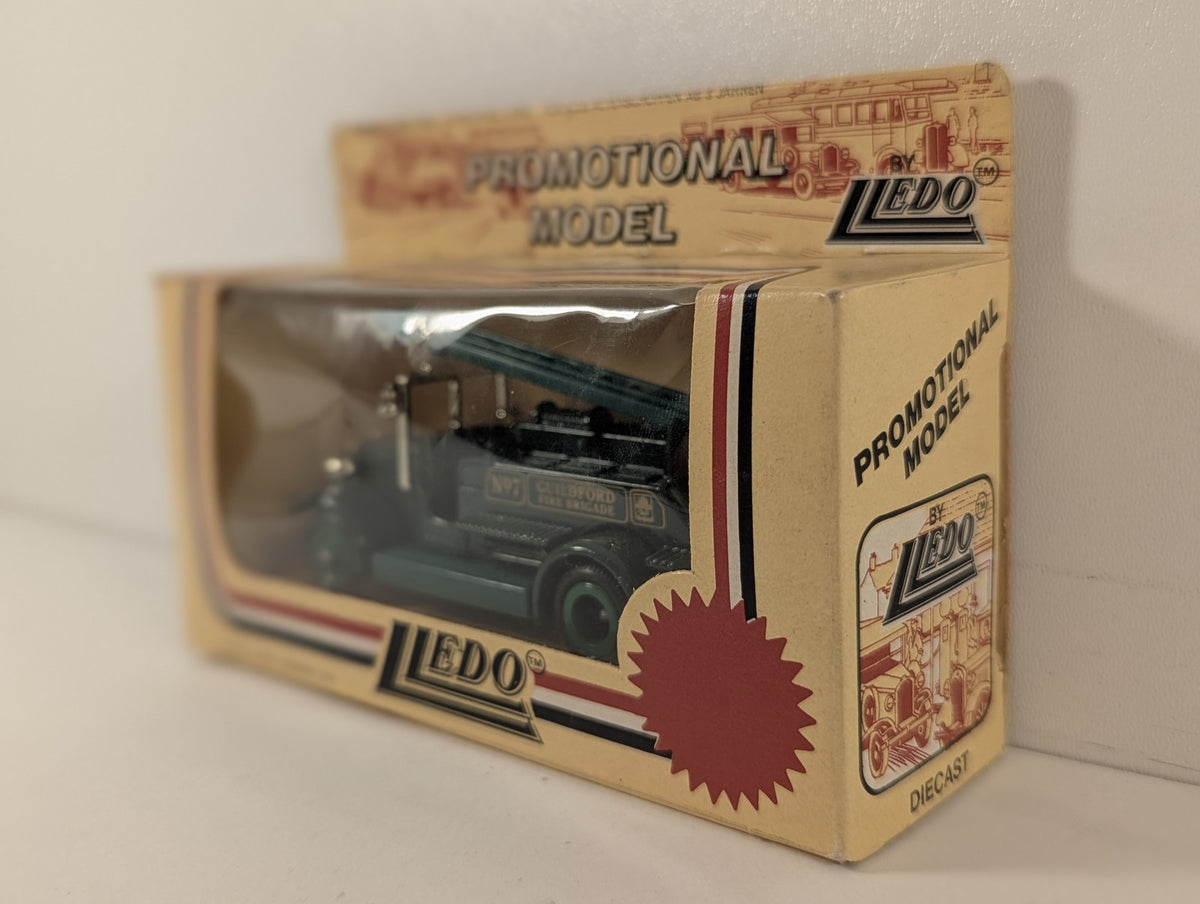 Lledo Dennis Fire Engine Die-cast Model Nº7 Guildford Fire Brigade