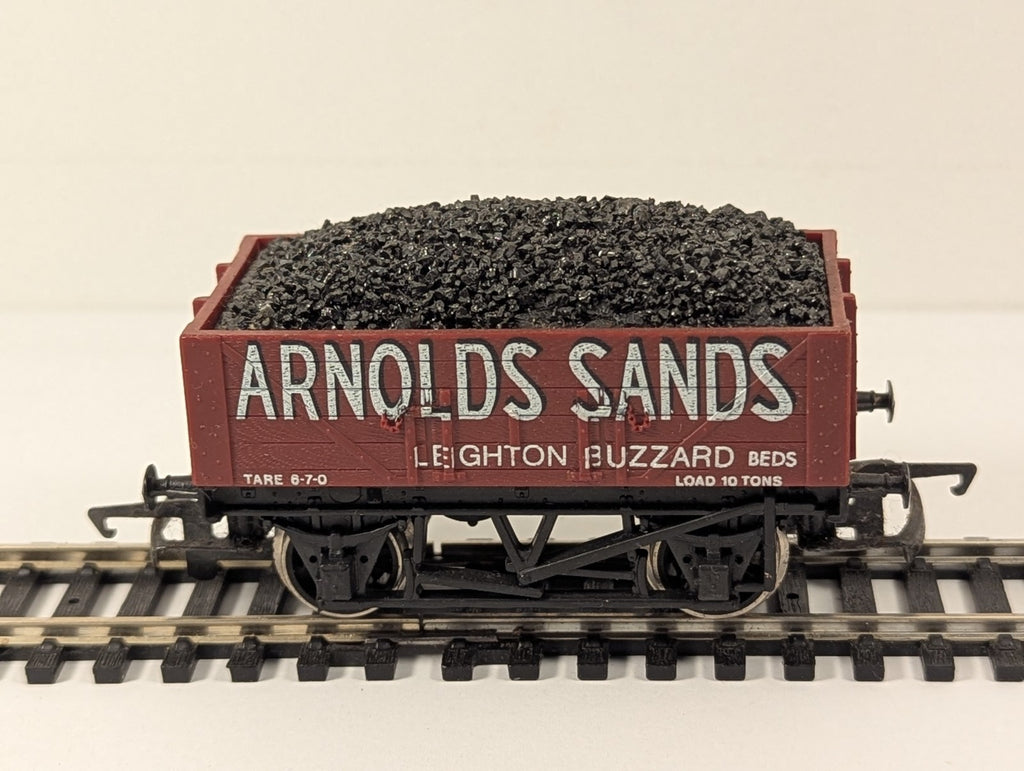Hornby OO Gauge 5-Plank Wagon 'Arnolds Sands' Goods Wagon R6074