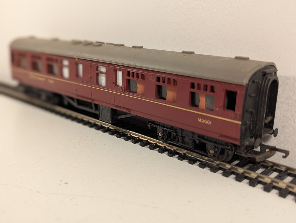 Tri-ang OO Gauge BR Maroon Mk1 Restaurant Coach