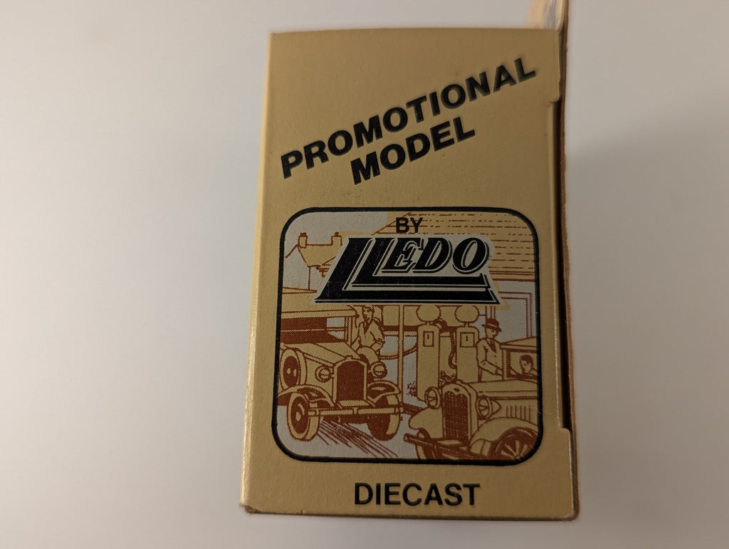 Lledo AEC Regent Double Decker Bus Die-cast Model Bus United