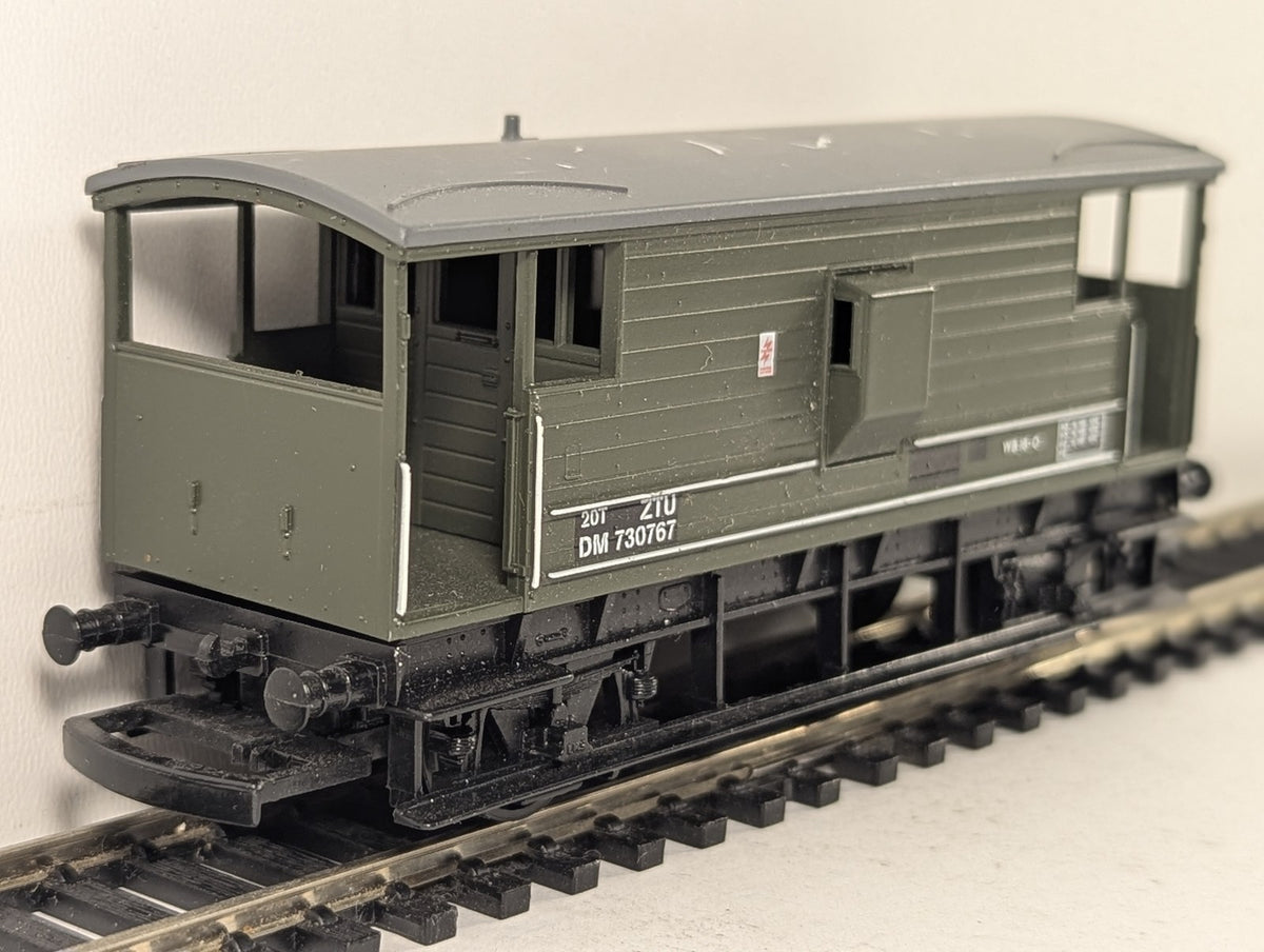 Hornby OO Gauge BR 20 Ton Brake Van DM 730767 BR Olive Green R6244