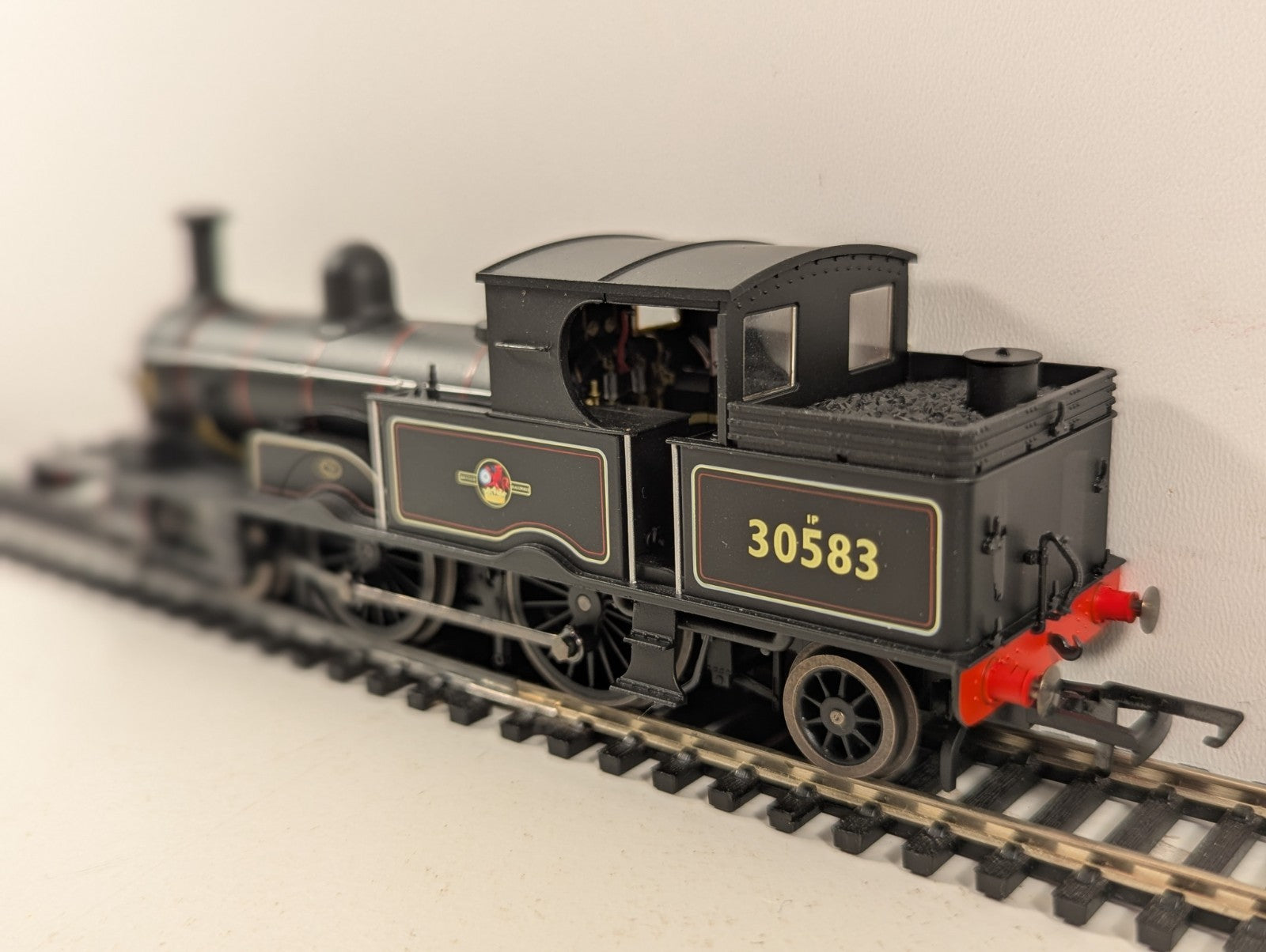 Oxford Rail OO Gauge Adams Radial 4-4-2T BR Lined Black - Boxed