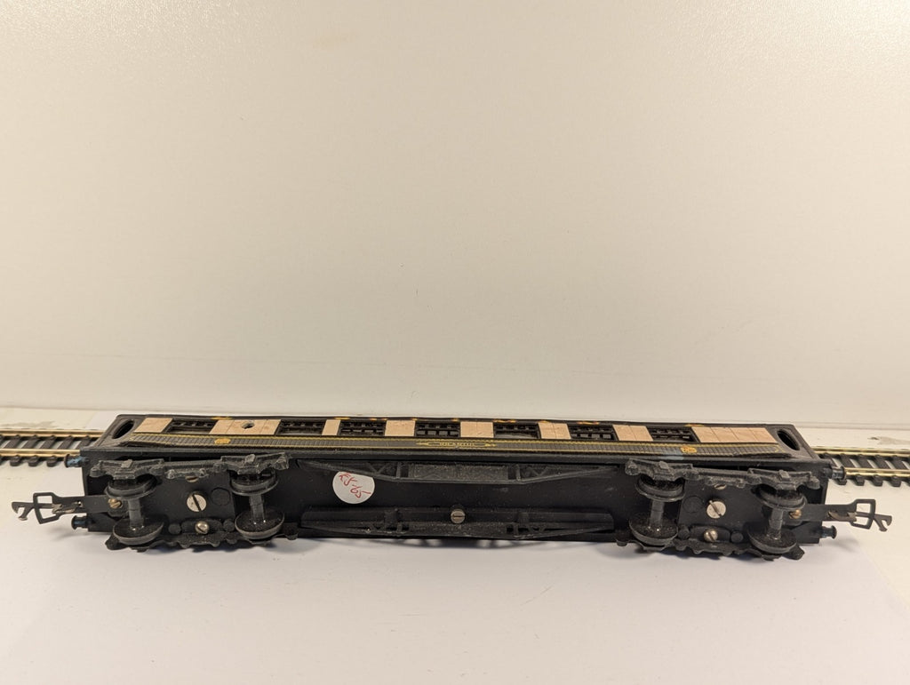 Graham Farish OO Gauge Pullman Coach Iolanthe Boxed