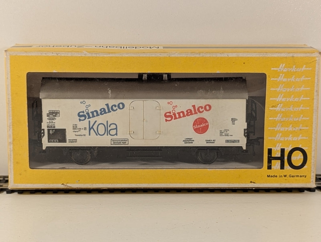 Herkat HO 2-Axle Refrigerated Wagon Sinalco Kola DB boxed