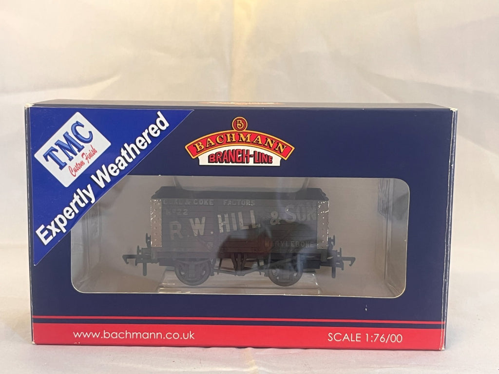 Bachmann Branchline 37-162 OO Gauge R.W. Hill & Son 8 Plank Wagon Weathered